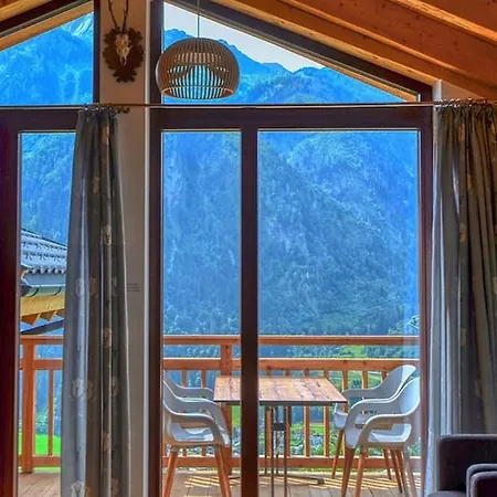 Beautiful Austrian Style Chalet At The Ski Slope Salzburg